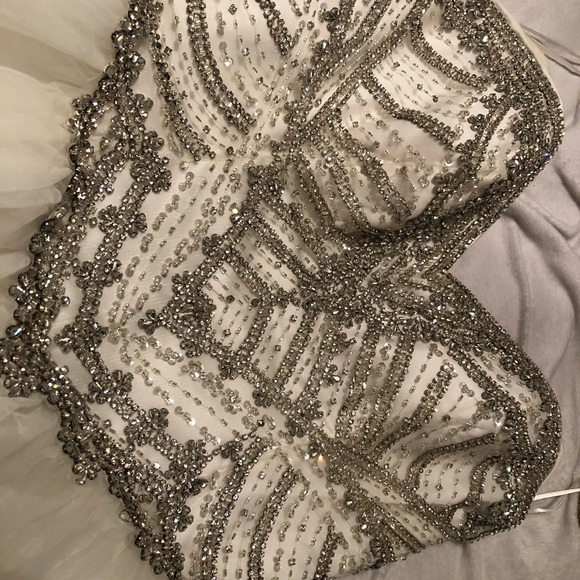 Wedding Dress - Picture 2 of 8